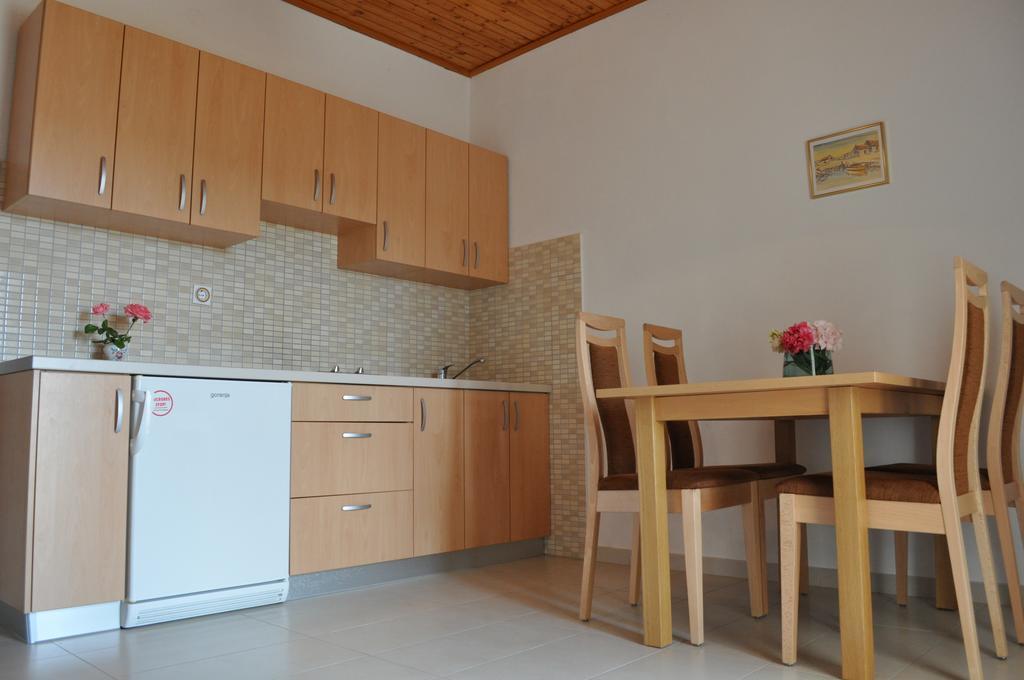 Apartments Smilja Ljubač 外观 照片