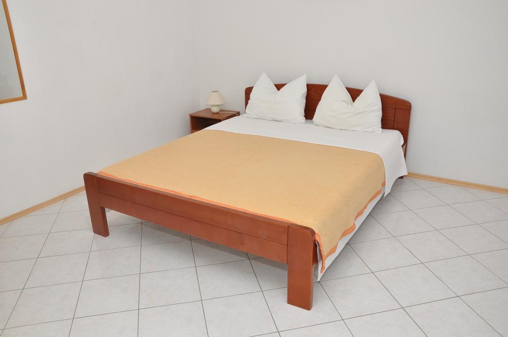 Apartments Smilja Ljubač 外观 照片